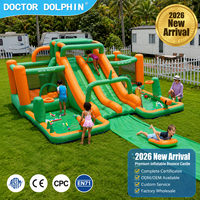 Château gonflable double avec toboggans doubles et canons à eau doubles, grande zone de jeux adaptée à 5 enfants, idéal pour le jardin et les jeux en plein air