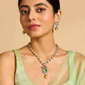 Kundan Necklace 173036 Elegant <b>Wedding</b> <b>Accessory</b> - Product Image 1