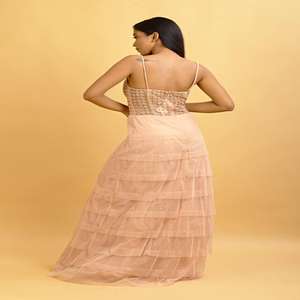 Vestido de Noche Exclusivo de Diseñador, Estilo Sirena, Ajustado al Cuerpo, con Cola |   Ropa de lujo de alta gama para eventos para mujeres de un proveedor indio - Product Image 4