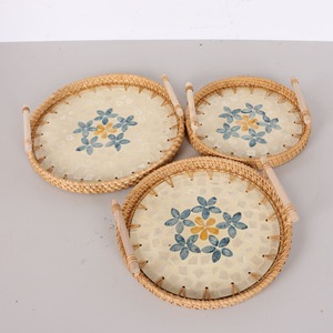 Plateau de service rond en rotin avec incrustation de mosaïque de nacre Plateau de nourriture décoratif tissé à la main pour salle à manger et décoration intérieure - Product Image 2
