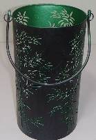 Farol Colgante Moderno de Metal Negro y Verde con Diseño Floral Calado, Portavelas para Decoración de Jardín y Hogar, Farol Votivo de Hierro - Product Image 4