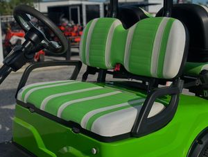 Carrito de Golf Eléctrico Verde de 4 Plazas Direct Factor Supply con Techo y Parabrisas, Peso en Vacío de 300-400 kg, Velocidad Máxima de 30 km/h - Product Image 5