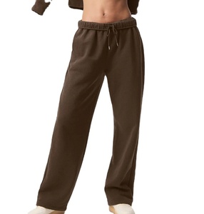 Mode OEM femmes Baggy Joggers pantalons de survêtement pour l'exportation taille élastique femmes pantalons de survêtement amples marque personnalisée disponible - Product Image 1