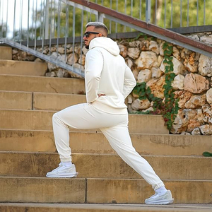 Costumes de jogging de sport avec logo personnalisé pour hommes Nouveau design PULLOVER Poche pour téléphone à fermeture éclair latérale Techniques de lavage en polaire Taille réglable pour hommes - Product Image 3