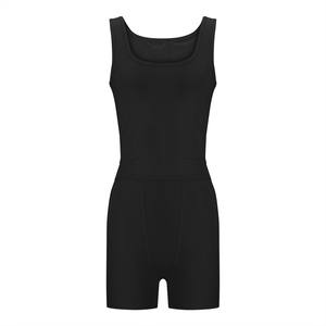 Venta al por mayor de ropa deportiva de gimnasio de alta intensidad para las mujeres de cuello alto de yoga camisetas sin mangas sujetadores deportivos acolchados dobladillo largo estampado de yoga Tallas grandes - Product Image 5