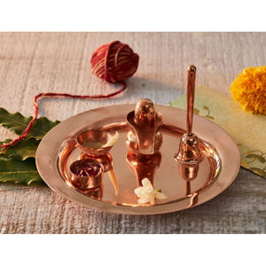 Exclusivo de latón Pooja Thali Set Home Temple Pooja Arti Thali Mandir Ware Artículos decorativos de latón Pooja perfectos para el regalo de Diwali - Product Image 4