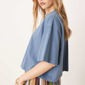 2025เสื้อครอปไซส์ใหญ่ทรงหลวมแขนสั้นผ้าฝ้ายดีไซน์ใหม่ - Product Image 5