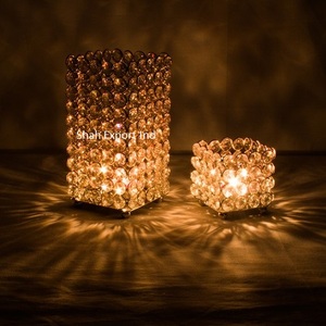 Centres de table de mariage élégants, support votif en cristal de forme carrée pour la maison et les centres de table de mariage - Product Image 1