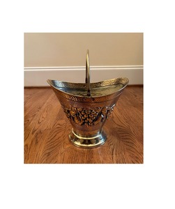 Seau à charbon en laiton de cheminée traditionnelle avec poignée en laiton et large ouverture parfait pour stocker les cendres de bois de chauffage ou le charbon - Product Image 5