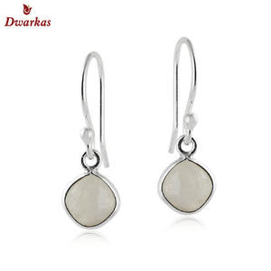 Boucles d'oreilles pendantes en argent sterling 925 faites à la main avec des pierres précieuses en quartz rose naturel. - Product Image 4