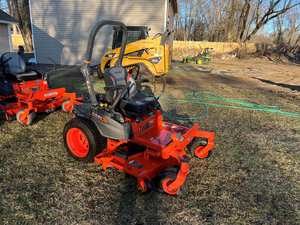 Tondeuse à rayon de rotation zéro Z422KWT-60 Kubota 2024: puissance et précision pour la tonte professionnelle - Product Image 3