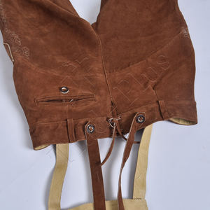 กางเกงขาสั้นหนังปักลาย - Product Image 1