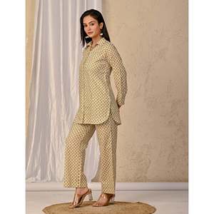 ชุดเซ็ตผ้าฝ้ายพิมพ์ลาย Barik Butti สีพาสเทล ชุดสองชิ้นพร้อมเสื้อติดกระดุม ไซส์ XS และ XXS สไตล์ทันสมัย ขั้นต่ำ 3 ชิ้น - Product Image 5