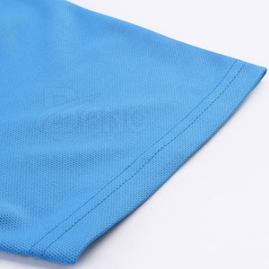 Uniforme de Fútbol para Adultos de Primera Calidad, Último Diseño, Precio Razonable, Talla Personalizada, 100% Poliéster, Colores Personalizados, Logotipo OEM - Product Image 3