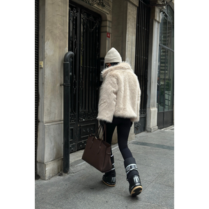 Manteau en fausse fourrure beige pour femme FUR KISA - Product Image 1