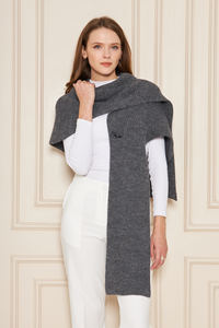 Poncho-châle chic pour femme à capuche en tricot, élégant, chaud, doux au toucher, respirant, écharpe d'hiver à capuche, tricot multifonctionnel - Product Image 5