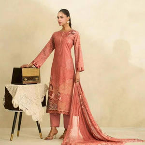 Ropa India y Pakistaní al por Mayor, Dupatta de Chifón Bember con Trabajo a Mano, Estampado Digital, Salwar Kameez Informal de Algodón Lawn - Product Image 1