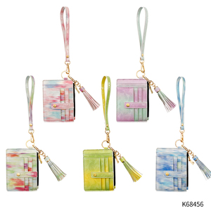 BEARKY <span class=keywords><strong>donna</strong></span> fodera PU modello Anime <span class=keywords><strong>portafoglio</strong></span> corto con chiusura aperta viola <span class=keywords><strong>verde</strong></span> giallo leopardo stampa con decorazione lettera - Product Image 4