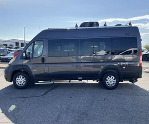 Camping-car de luxe d'occasion Jayco SWIFT-LI 20TL 2022 - Bon état - 4 à 6 personnes - Émissions EURO 5 - Product Image 3