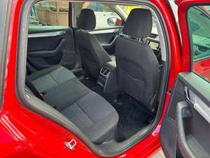 Véhicule d'occasion 2021 en excellent état : Berline automatique avec sièges en cuir, toit ouvrant et caméra de recul 360° - Offre Spéciale ! - Product Image 2