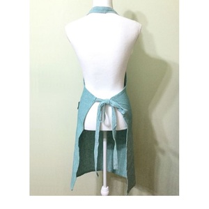 ราคาขายส่งโลโก้ที่กําหนดเองผ้าฝ้ายโพลีเอสเตอร์กันน้ําเชฟทําอาหารผ้ากันเปื้อนสําหรับร้านอาหารคาเฟ่ผ้ากันเปื้อนครัวส่งออกจาก BD - Product Image 3