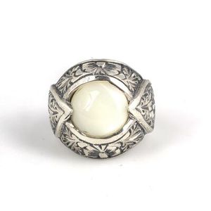 Anillo de plata 925 con incrustaciones de perlas redondas y piedras preciosas naturales con certificación GRS, talla Tal Kalemli, para uso diario, para hombre. - Product Image 2