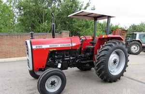 รถแทรกเตอร์มือสอง Massey Ferguson 290 แบบมีล้อ 85 แรงม้า สำหรับงานเกษตร - Product Image 3