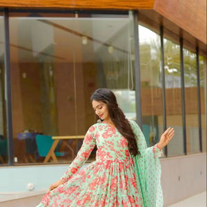 El último diseñador de ropa de fiesta Faux Georgette Digital Printed Anarkali & Pant With Fancy Ribin Lace Dupatta Set a precio al por mayor - Product Image 1