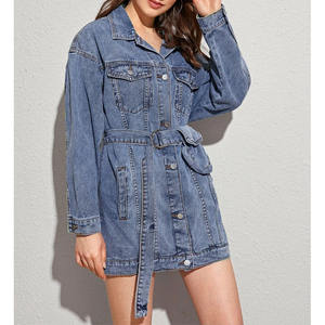 Veste en jean longue bleue pour femme avec ceinture - Manteau en jean oversize coupe-vent pour un style décontracté et streetwear - Product Image 2
