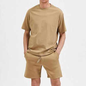 Ensemble de survêtement 2 pièces pour homme : T-shirt à manches courtes et short décontracté, léger et respirant, idéal pour l'été – Vente en gros - Product Image 1