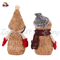 Zaves 6 pouces Zaves 6 pouces poupées en peluche mignonnes père noël bonhomme de neige avec chapeau écharpe gants décoration de maison de noël pour bureau