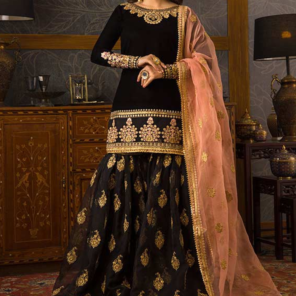 black dress with golden dupatta Maya Kaftan Dress Gold Leaf Print main image 0