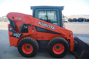 Kubota-Mini chargeuse frontale SSV75 Nouveau modèle de chargeuse compacte avec pompe hydraulique Moog et moteur de roue-chargeuse-pelleteuse à vendre - Product Image 4