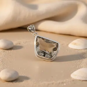 Colgante de Cuarzo Rutilado de Plata 925 Hecho a Mano con Detalles en Oro Rosa y Amatista para Mujer, Joyería de Piedras Preciosas con Platino - Product Image 1