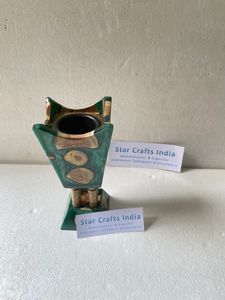 Nouvel arrivage de brûleur d'encens mukhabir en résine époxy et bois islamique arabe boîte en acrylique oud bakhoor brûleur d'encens au design personnalisé - Product Image 6