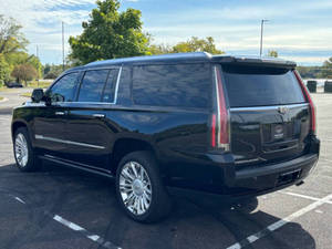 Usado 2020 C * adillac Escalade ESV Platinum - Product Image 2