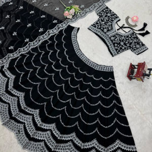 Hermosa ropa de fiesta Lehenga Choli con hilo y trabajo de secuencia - Product Image 3