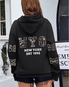 เสื้อสเวตเตอร์สวมหัวมีฮู้ดสีดำกราฟิกโอเวอร์ไซส์ของผู้หญิงเสื้อผ้า Y2k แฟชั่นฤดูใบไม้ร่วงอินเทรนด์การออกแบบตามลูกค้า - Product Image 2