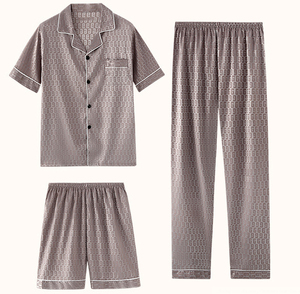 Ensemble de pyjamas en satin pour hommes sur mesure OEM vêtements de nuit d'été en soie ensemble court 3 pièces pyjama de couchage personnalisé pour hommes - Product Image 6
