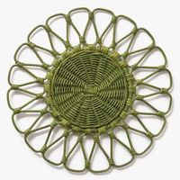 Meilleur prix de gros : Assiette de présentation en rotin en forme de fleur, Décoration murale suspendue classique style bohème, Set de table en osier du Vietnam pour les fêtes