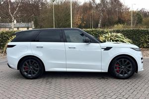 NEATLY USED AND PRICE FRIENDLY 2024 RHD L - R ROVER SPORT PLUG IN HYBRID LUXURY SUV AUTOMATIC TRANSMISSION PANORAMIC - Product Image 5