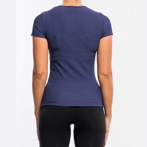 Venta al por mayor de ropa de mujer de talla grande camisetas gráficas recortadas de algodón de gran tamaño camisetas de mujer señora 2025 - Product Image 3