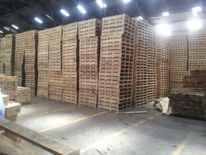 Paleta europea de doble cara Paleta EPAL de madera con entrada de 4 vías Estilo de una cara - Product Image 2