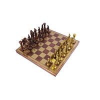 Fabricants de jeux d'échecs écologique Portable aimant en bois échecs faits à la main avec Base en bois plaqué or et argent de grande qualité