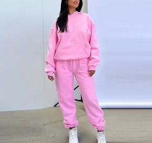 Chándal de calle personalizado OEM para mujer, conjunto de ropa deportiva de 2 piezas para mujer, pantalones de chándal de algodón de gran tamaño y chándal con capucha - Product Image 3