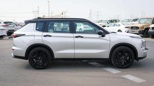 New Mitsu bishi Outlander High Line Diesel Automatic transmission Four Wheel Drive 7 Seater SUV - Product Image 4
