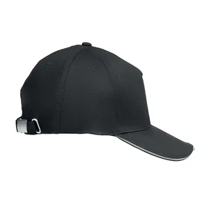LUZCAP Cappellino LED Personalizzato con Adesivi Riflettenti e Luci Promozionali per Merchandising - Product Image 6