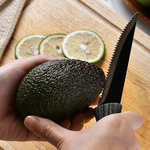 Ensemble de 4 couteaux à steak de 4,5 pouces avec revêtement antiadhésif, manche en faux bois doux au toucher, avec boîte cadeau - Product Image 5