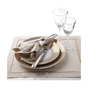 Juego de 6 manteles de mesa de 40x40cm, material de algodón de trabajo de corte grisáceo, decoración bordada para boda, manteles individuales totalmente personalizables - Product Image 1