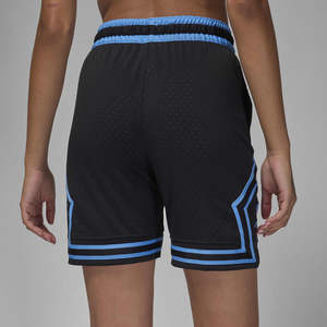 Pantalones cortos de baloncesto de poliéster 100% personalizados, diseño de verano transpirable con bolsillos laterales y cordones, opciones de talla grande para clubes - Product Image 6